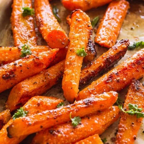 20-Minute Air Fryer Garlic Parmesan Carrots