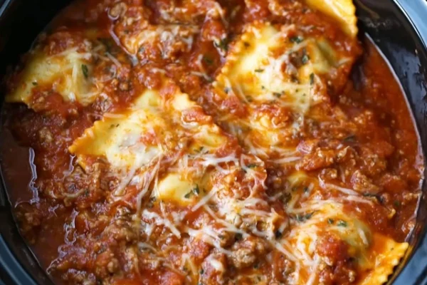 Crockpot Ravioli Lasagna