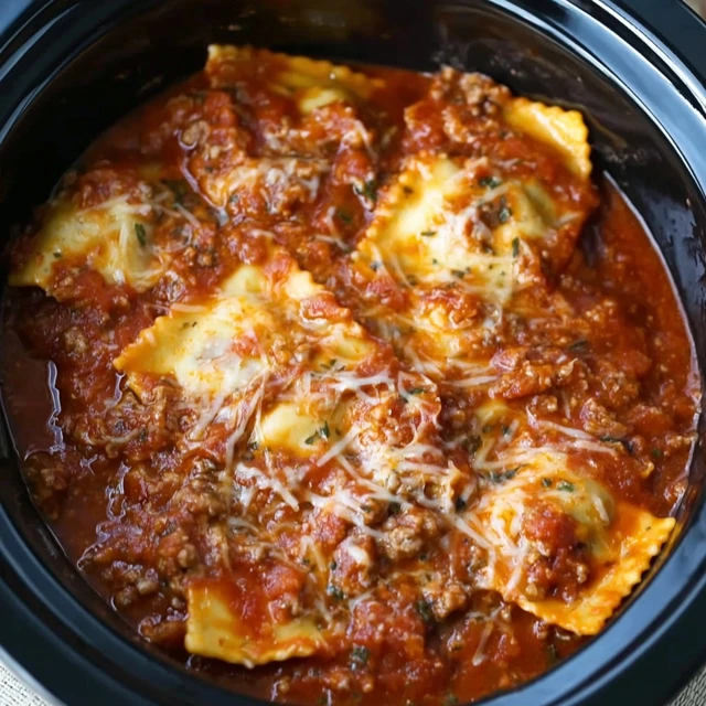 Crockpot Ravioli Lasagna