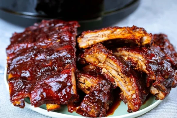 Easy Slow Cooker Ribs