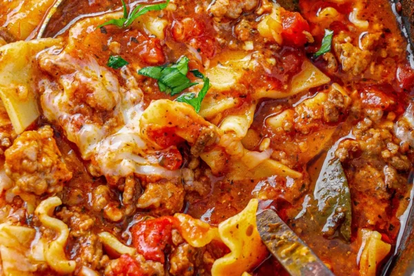 BEST EVER One-Pot Lasagna Soup Recipe Slow cooker