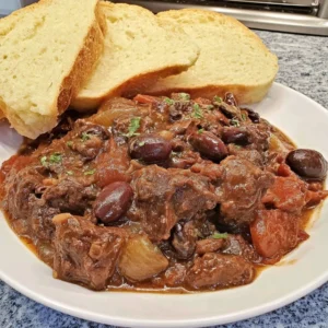 Slow Cooker Beef Manhattan: Hearty Comfort in Every Bite