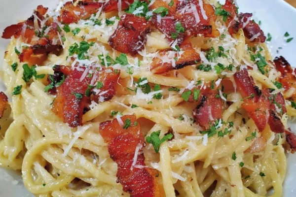 Traditional Carbonara Pasta