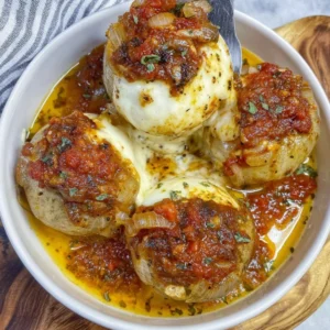 Spicy Tomato Sauce Onion Boil