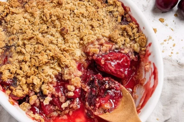 Cherry Crumble
