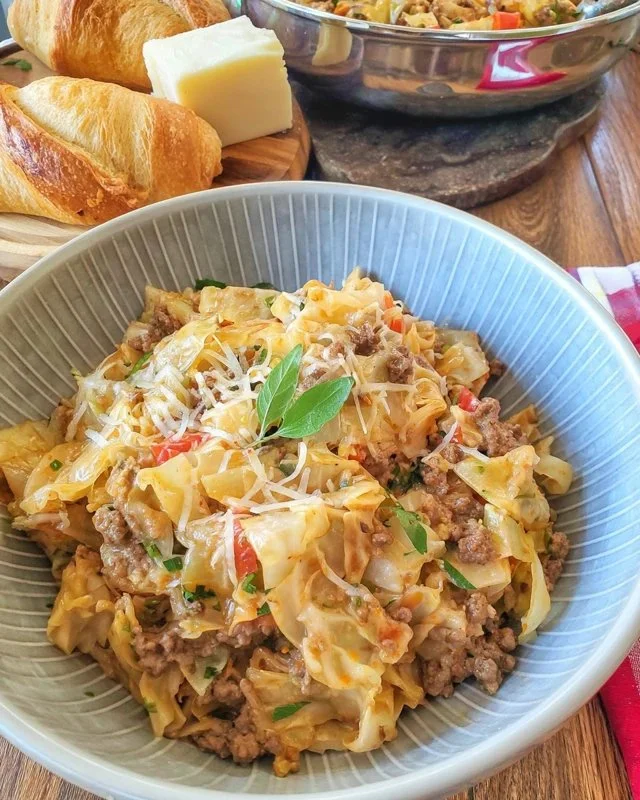 30-Minute Skillet Cabbage & Ground Beef Dinner