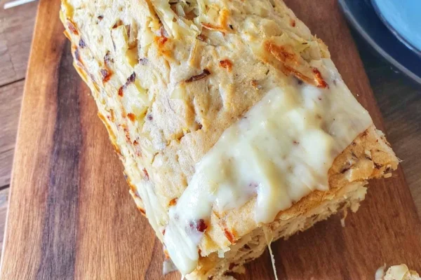 Cabbage & Cheddar Bread Maker Loaf
