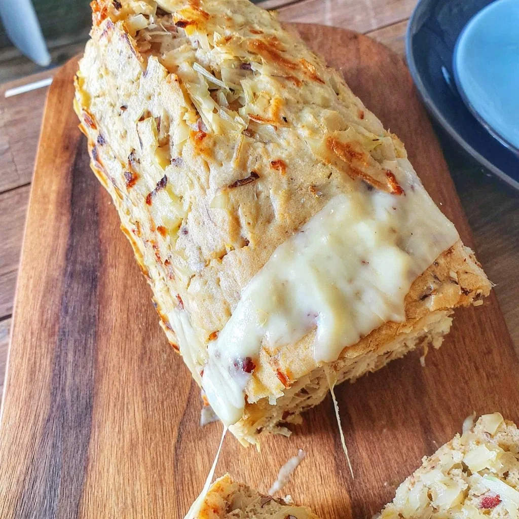 Cabbage & Cheddar Bread Maker Loaf
