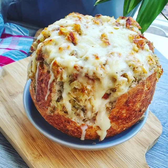Cabbage & Cheddar Bread Maker Loaf