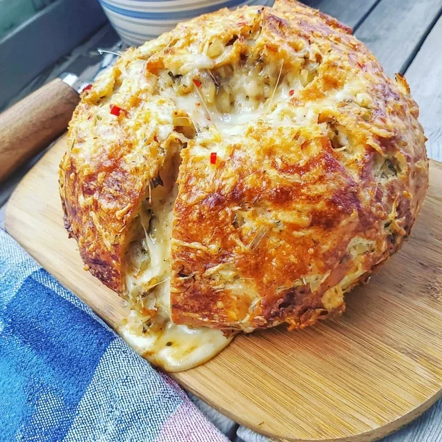 Cabbage & Cheddar Bread Maker Loaf