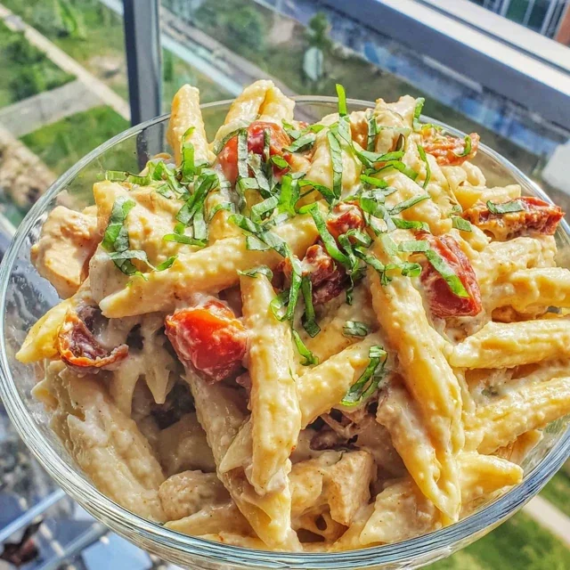 Creamy Sun-Dried Tomato Chicken Pasta