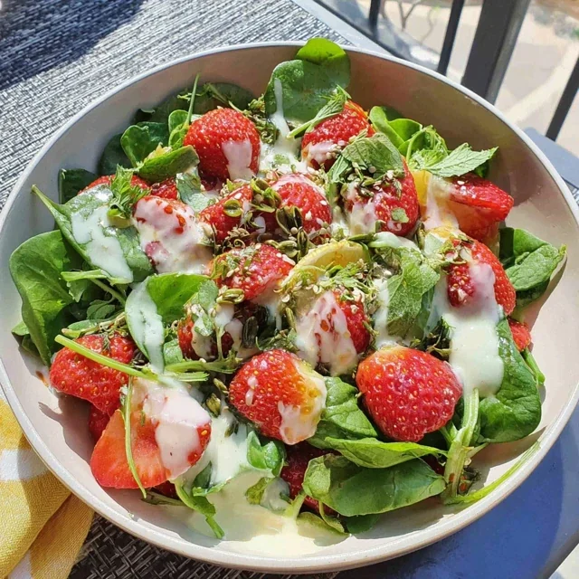 Easy Spring Strawberry Spinach Salad