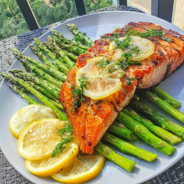 Slow Cooker White Bean and Kale Stew