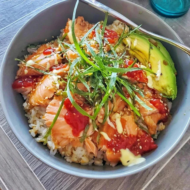 Spicy Salmon Rice Bowl