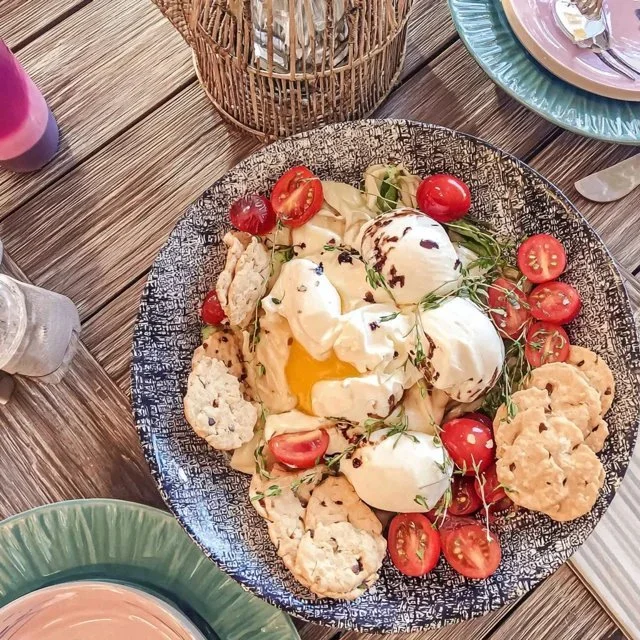 Burrata and Fresh Tomatoes with Crackers, A Simple Yet Elegant Dinner Party Recipe