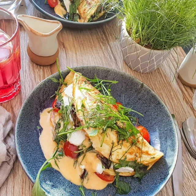 Deliciously Gourmet Omelette with Fresh Herbs and Creamy Goat Cheese Recipe