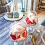 Deliciously Light Strawberry Verrines with Zesty Lemon Cream – A Perfect Dessert!