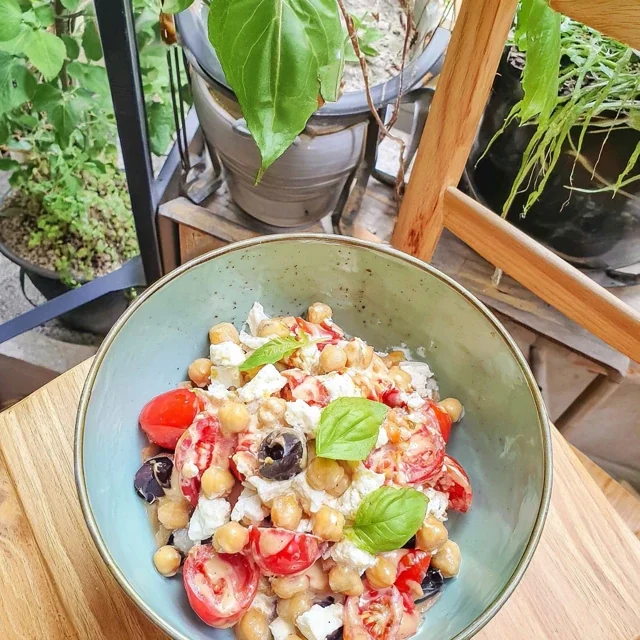 Flavorful Roasted Chickpea Salad with Fresh Tomatoes and Creamy Feta