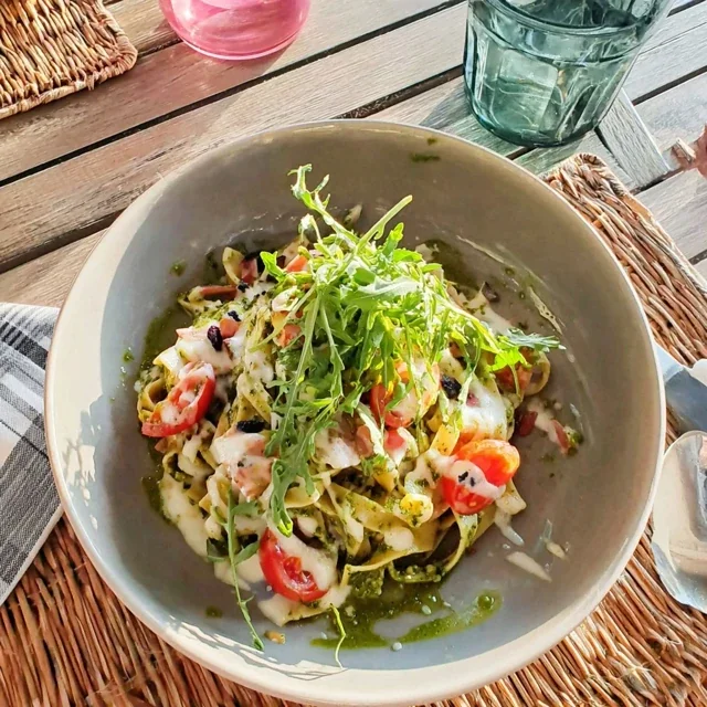 Fresh Tagliatelle with Arugula Pesto