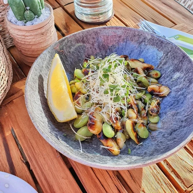 Grilled Edamame with Salt and Lemon