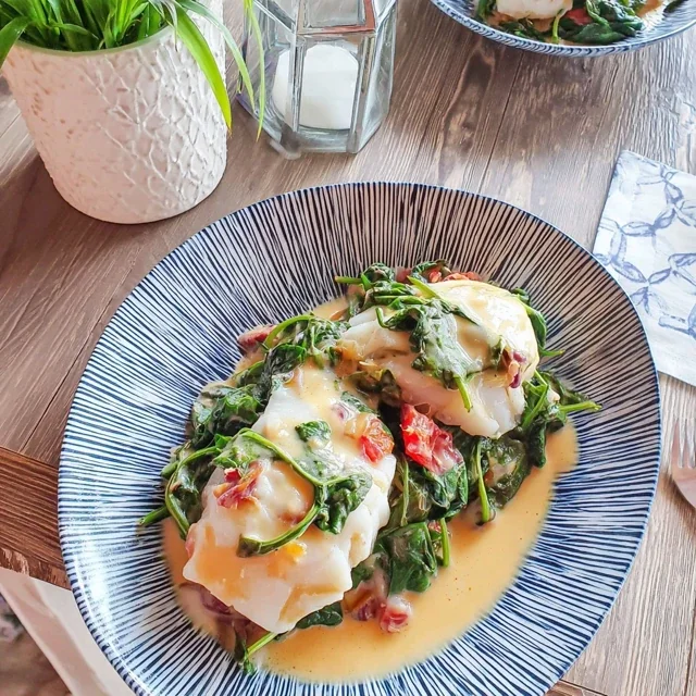 Steamed Cod Fillets with Spinach and Lime