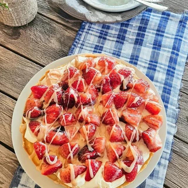Strawberry Tart with Pastry Cream