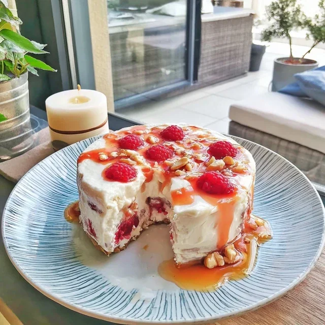 Ultimate No-Bake Raspberry Cheesecake Recipe, Simple and Delicious