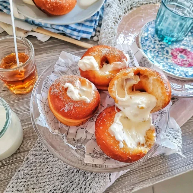 Zesty Lemon Cream Puffs, A Fresh and Delectable Dessert Recipe You Must Try